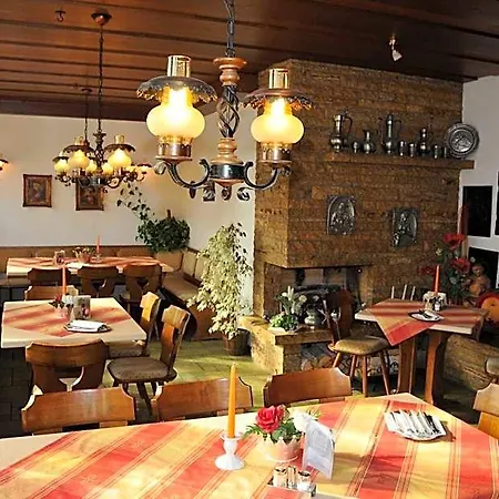 Ratstube 3*