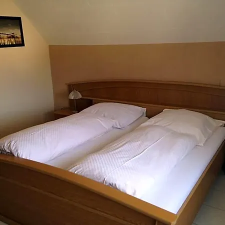 Ratstube 3*